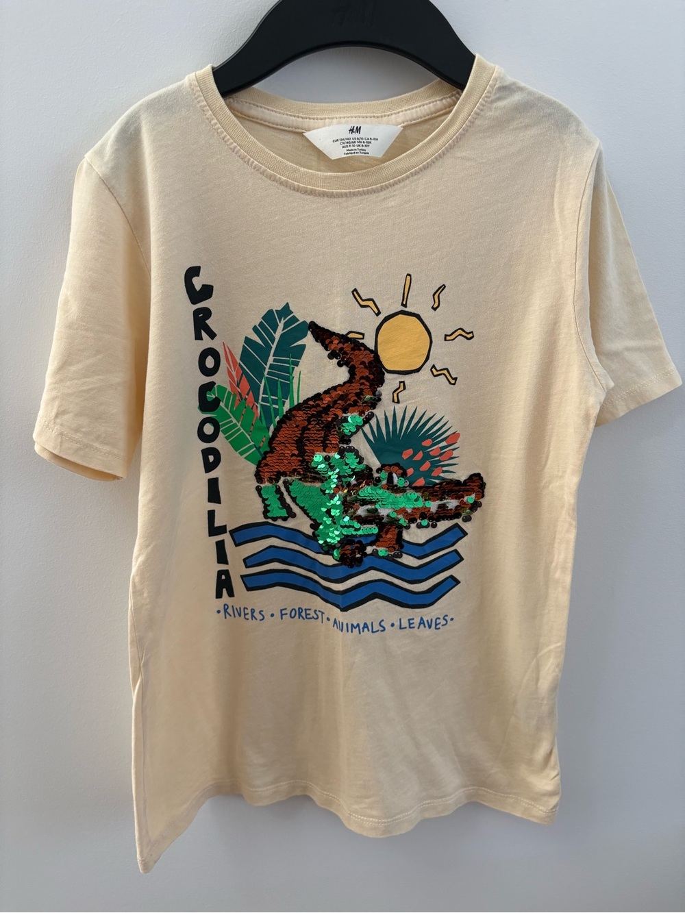 H&M Beige Tee with Green Sequin Crocodile Graphic